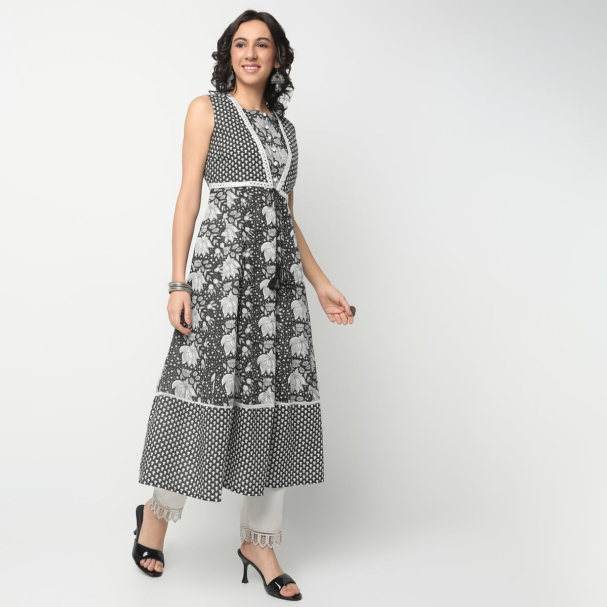 Calf Length Sleeveless Flare Fit Printed Kurta