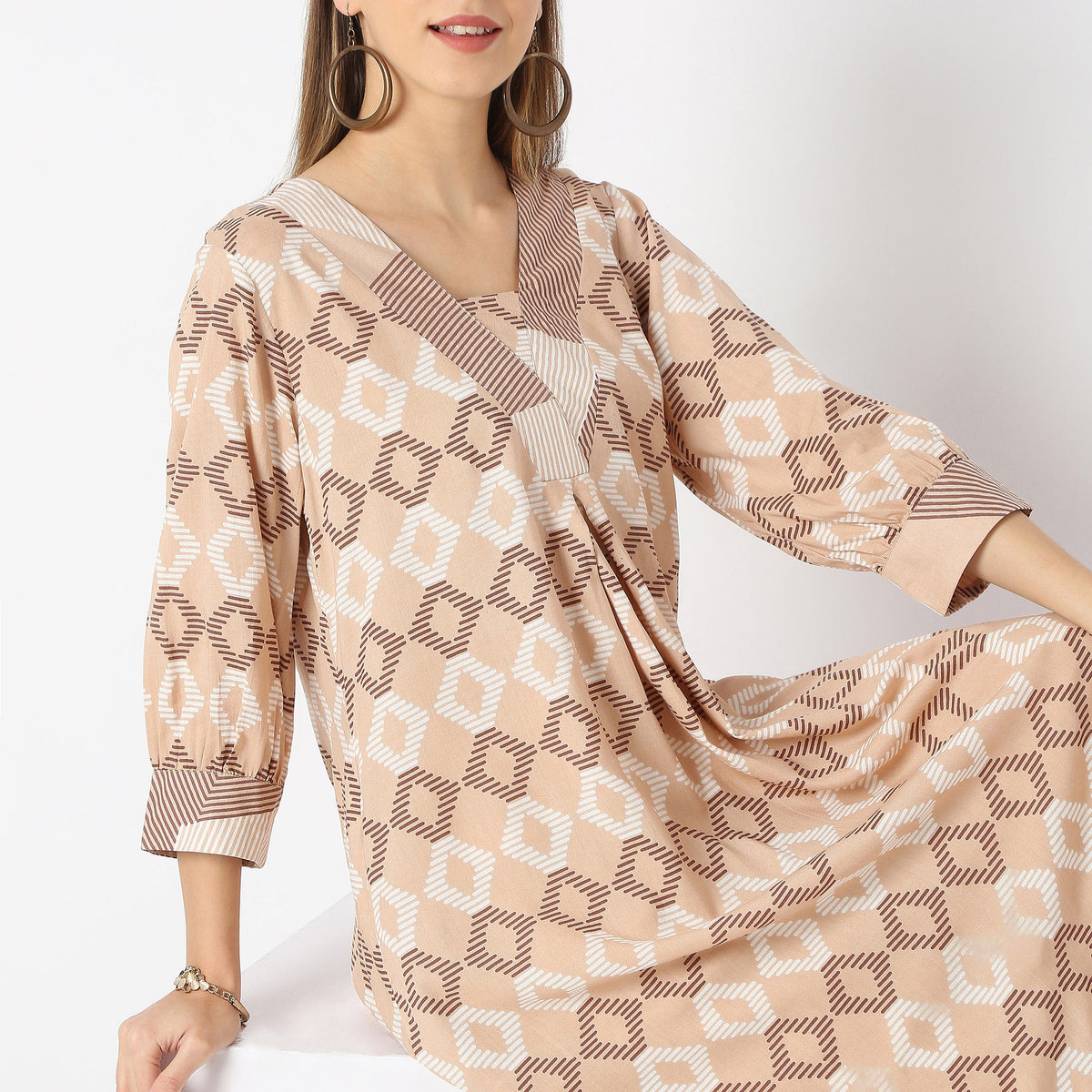 Prinetd Below Knee V-Neck Sand Dunes Flared Kurta