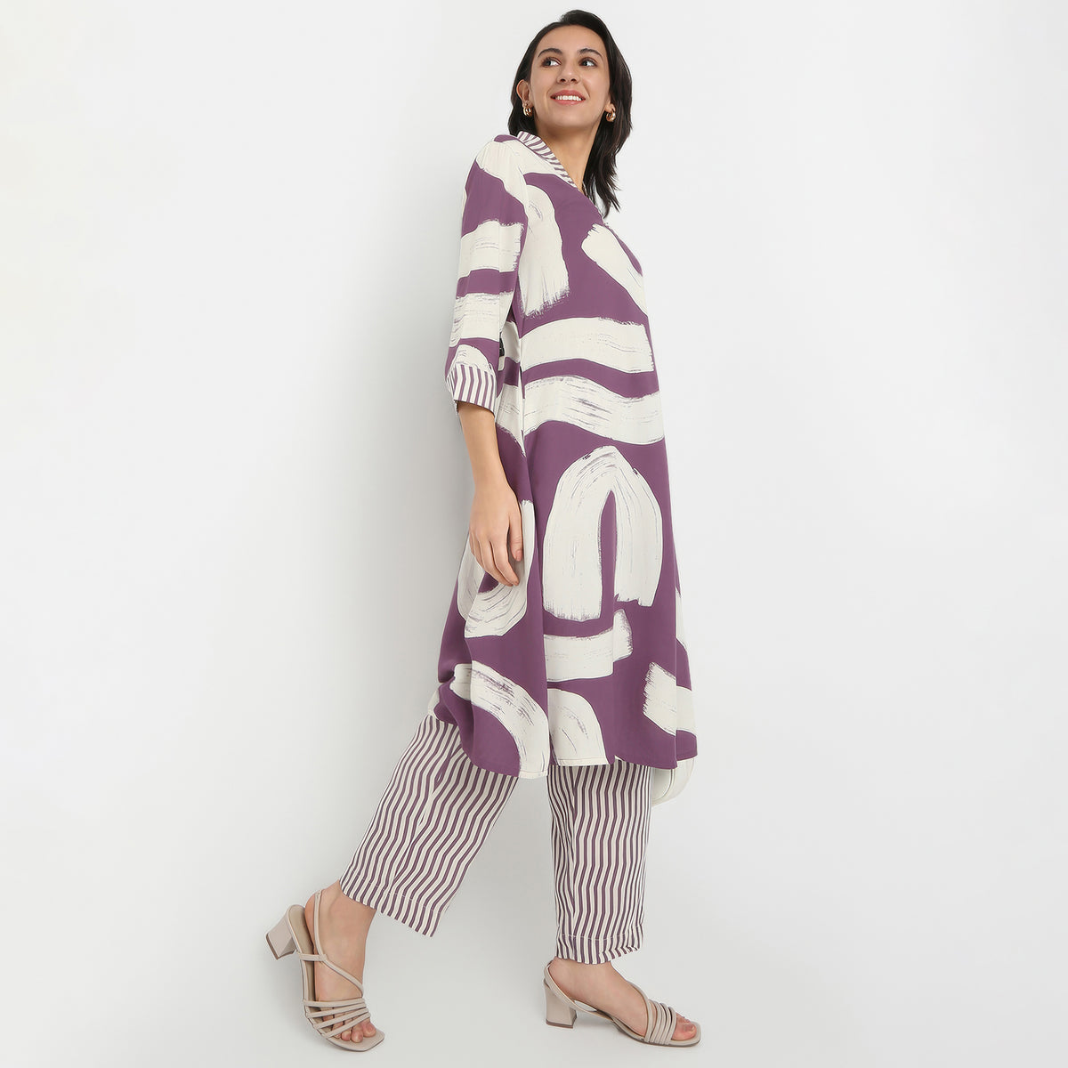 Flare Fit Printed V-Neck Kurta with Pant Set