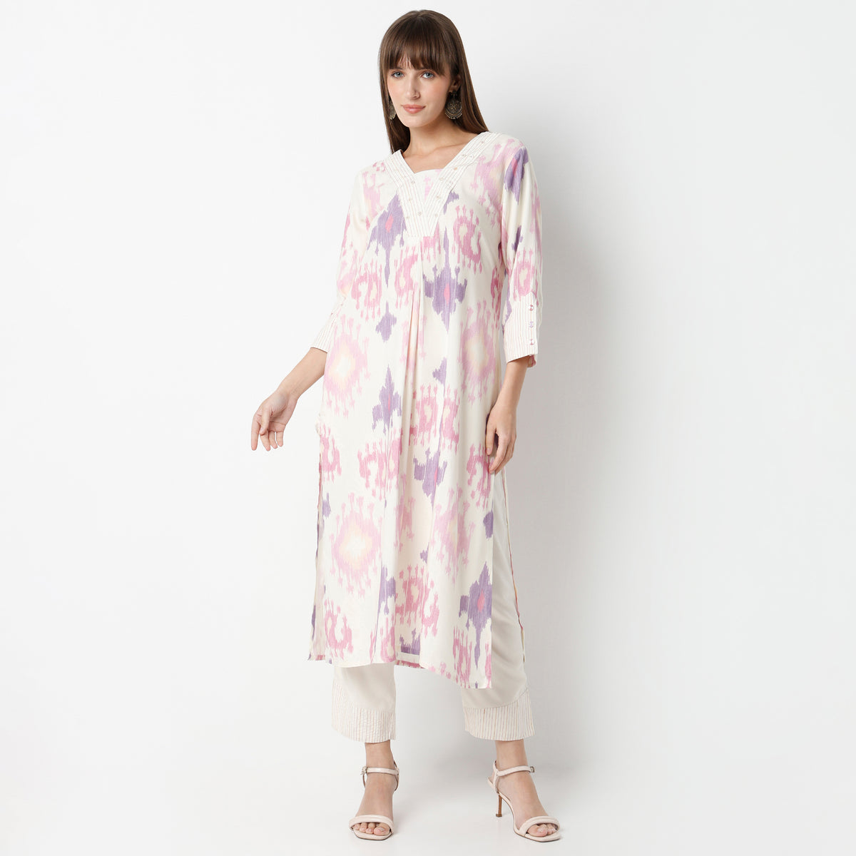 Straight Fit Printed V Neck Kurta with Pant Set