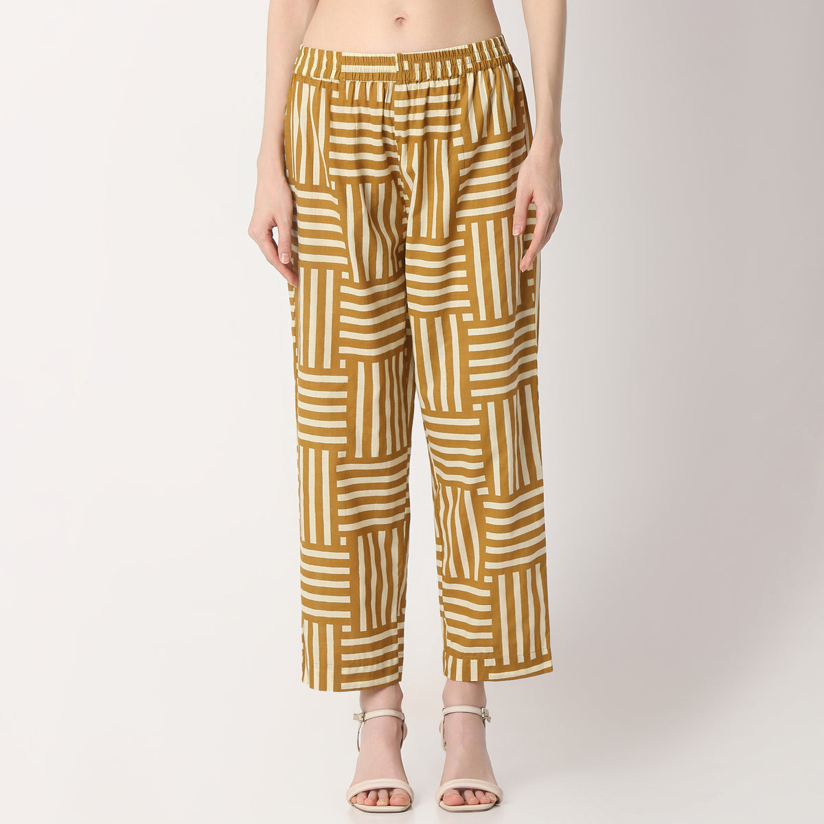 Straight Fit Printed Shirt Collar Kurta with Pant Set