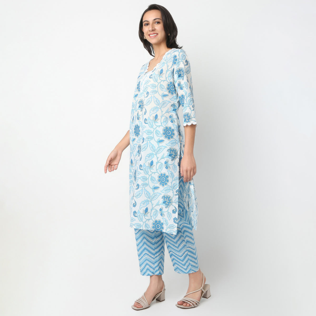 Straight Fit Printed V-Neck Kurta with Pant Set