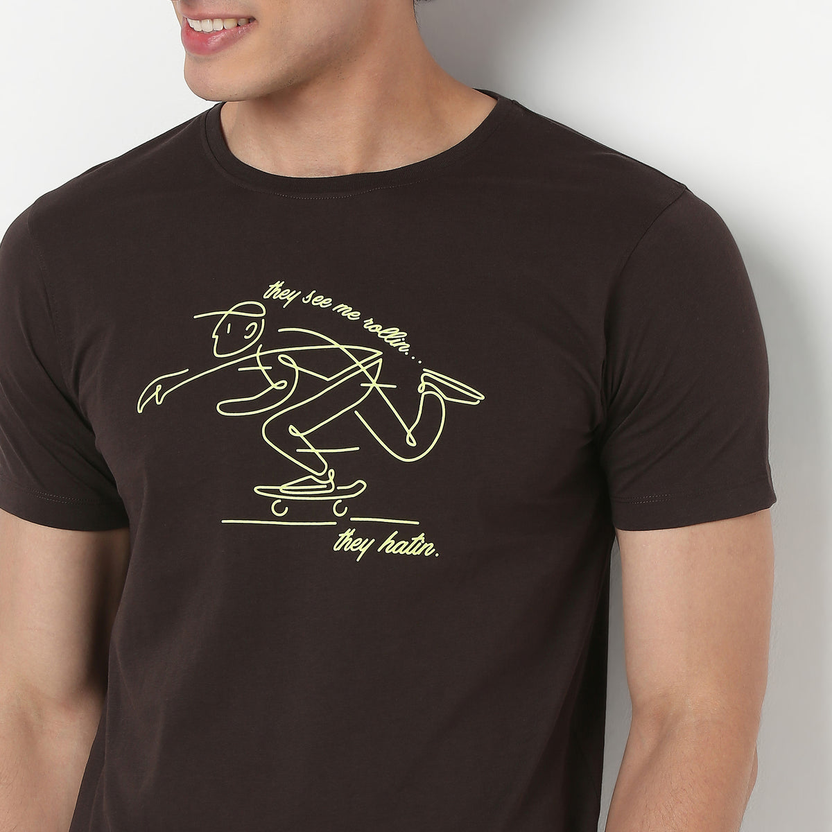 Crew Neck Graphic T-Shirt