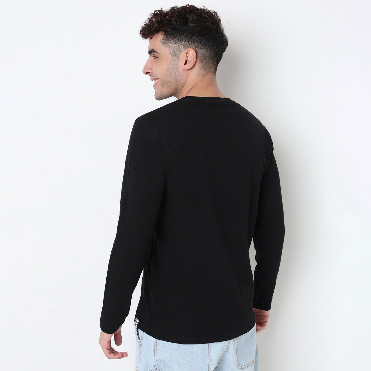 Buy Men Regular Fit Structured Full Sleeve T-Shirt  - Style Union