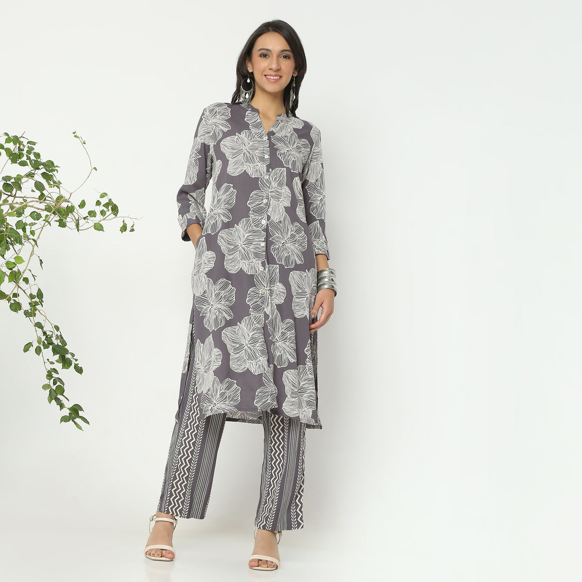 Straight Fit Printed Band Collar Calf Length Kurta