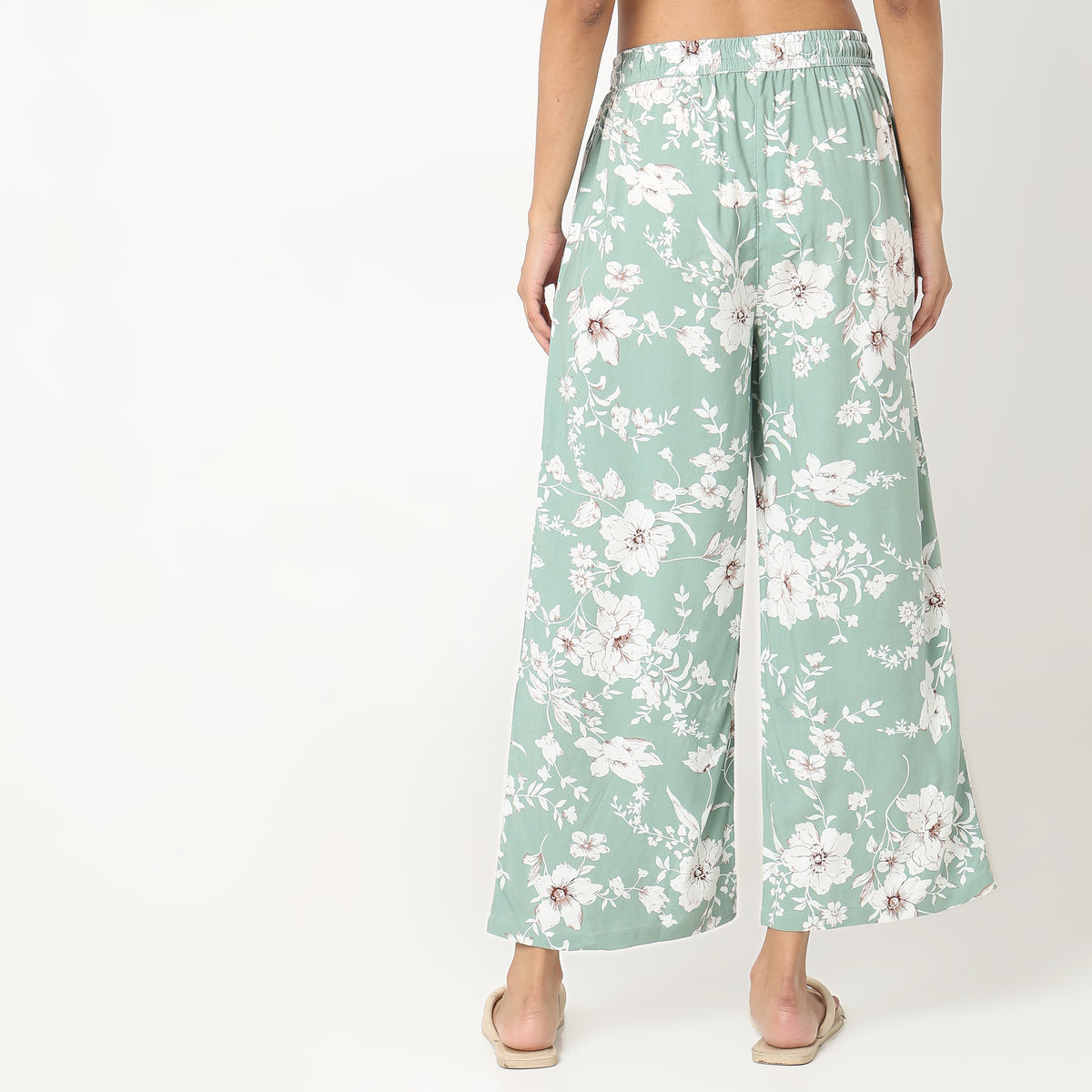 Regular Fit Floral Mid Rise Palazzos