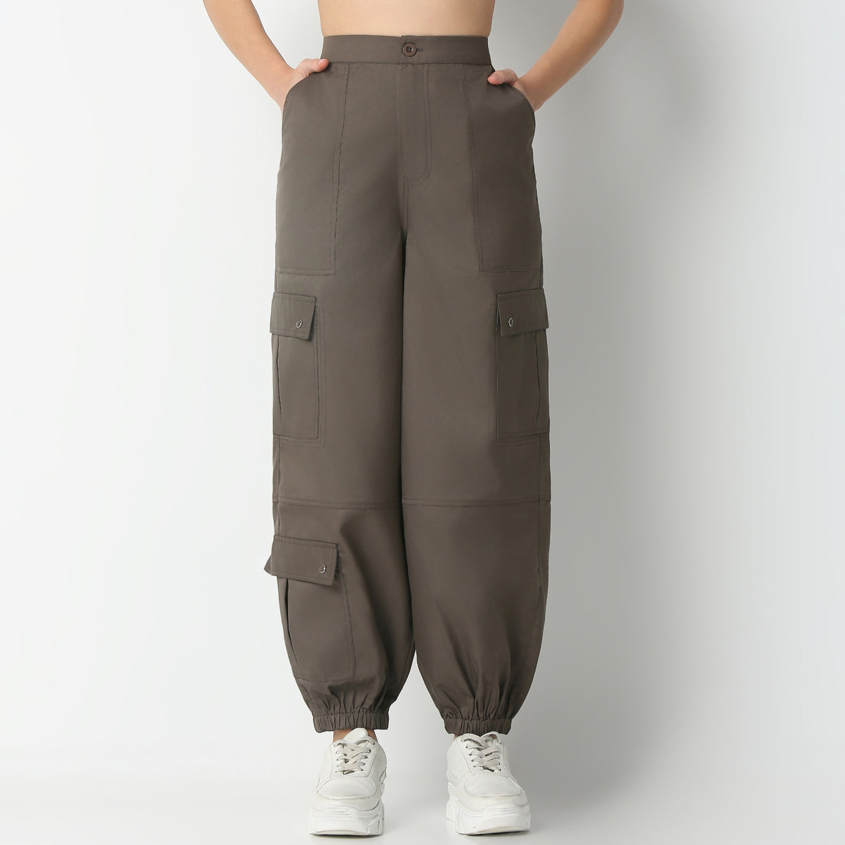 Regular Fit Solid Mid Rise Cargos