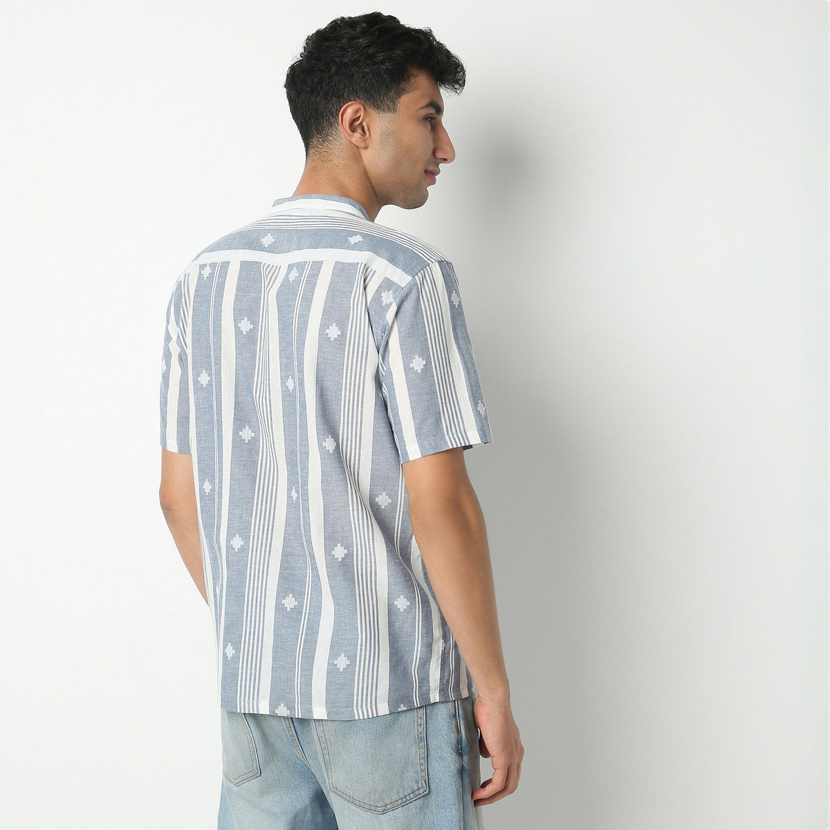 Regular Fit Jacquard Mandarin Collar Short Length Shirt