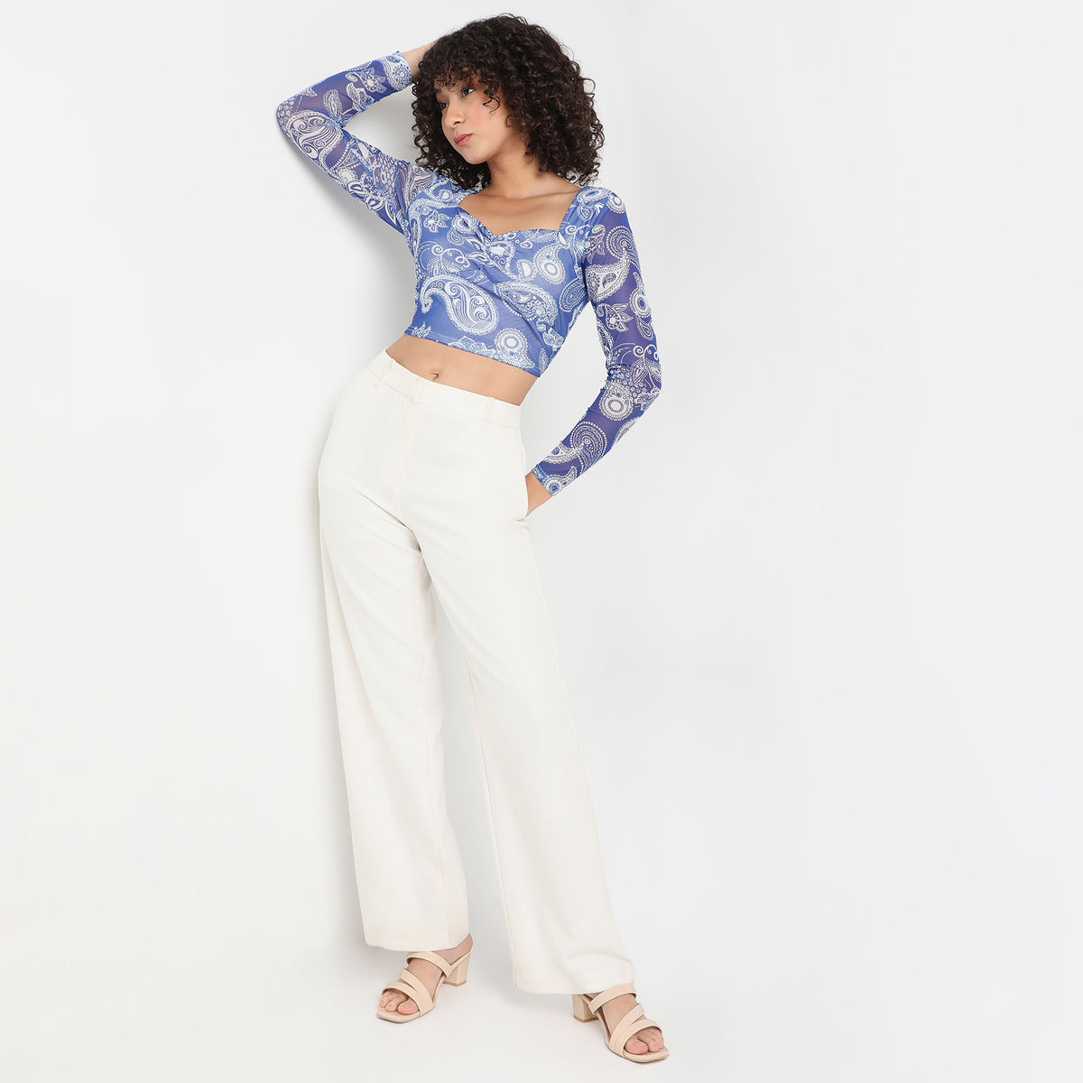 Slim Fit Printed Sweetheart Neck Crop Top