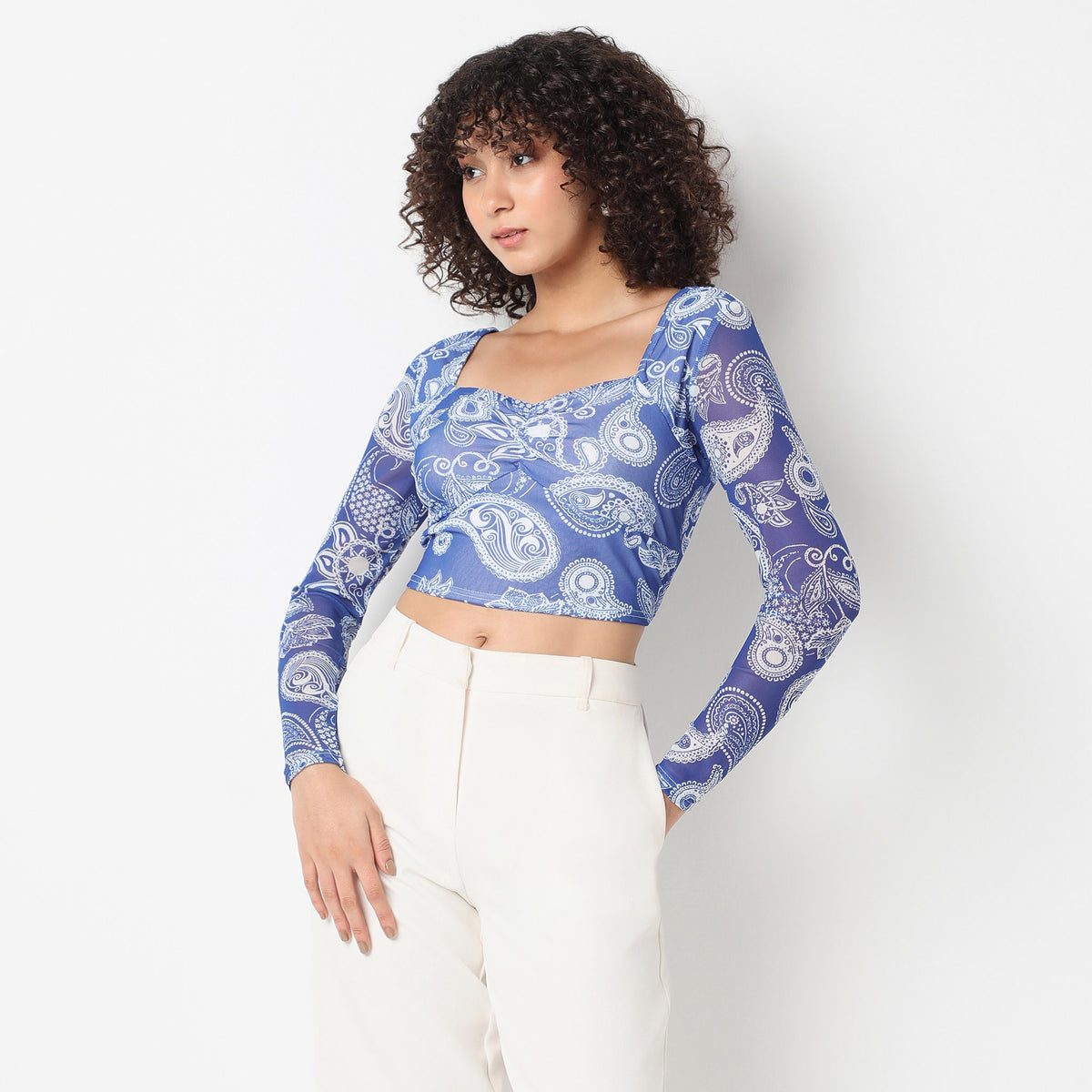 Slim Fit Printed Sweetheart Neck Crop Top