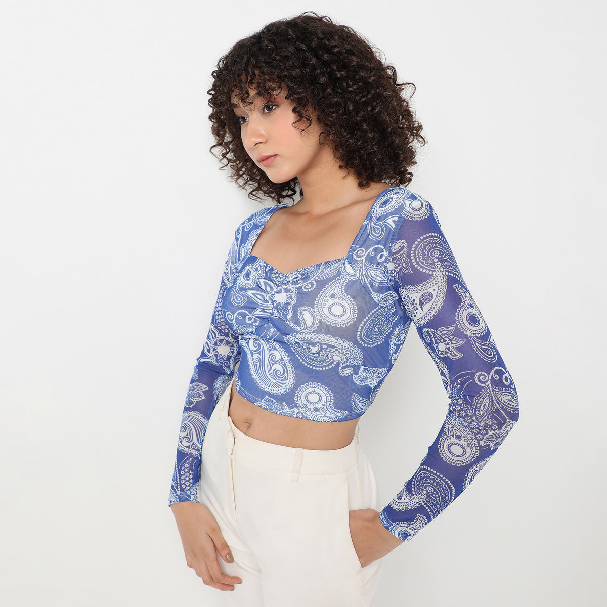Slim Fit Printed Sweetheart Neck Crop Top