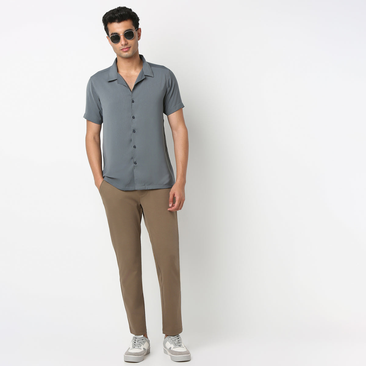 Buy Men Regular Fit Solid Half Sleeve Shirt  - Style Union