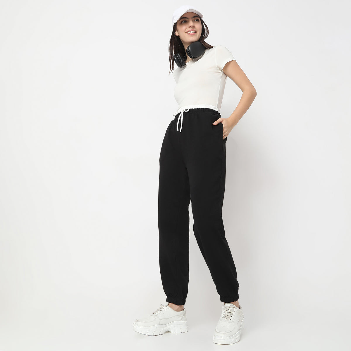 Regular Fit Solid High Rise Leggings