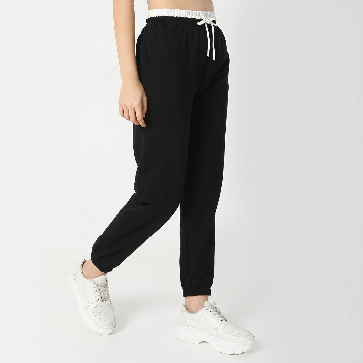 Regular Fit Solid High Rise Leggings