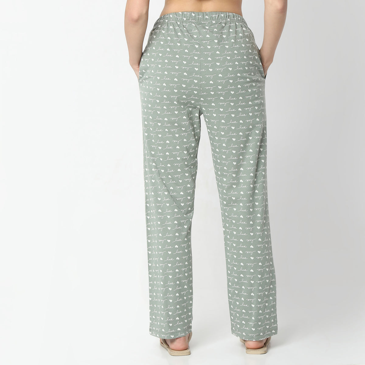 Regular Fit Printed Full Length Mid Rise Pyjamas