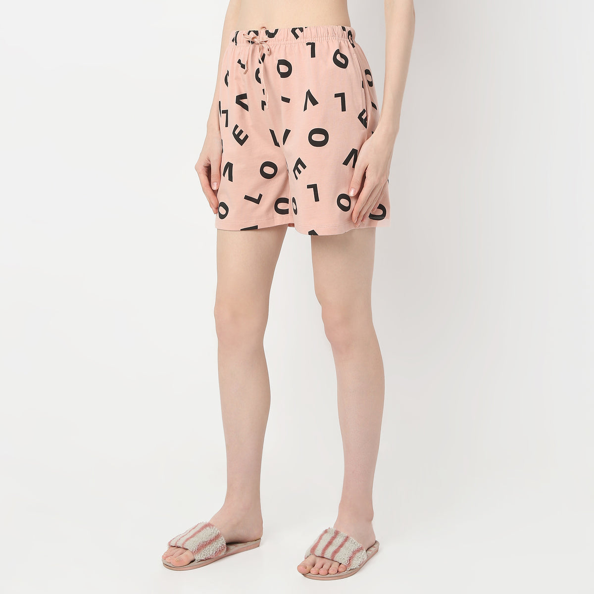 Regular Fit Printed Mid Rise Shorts