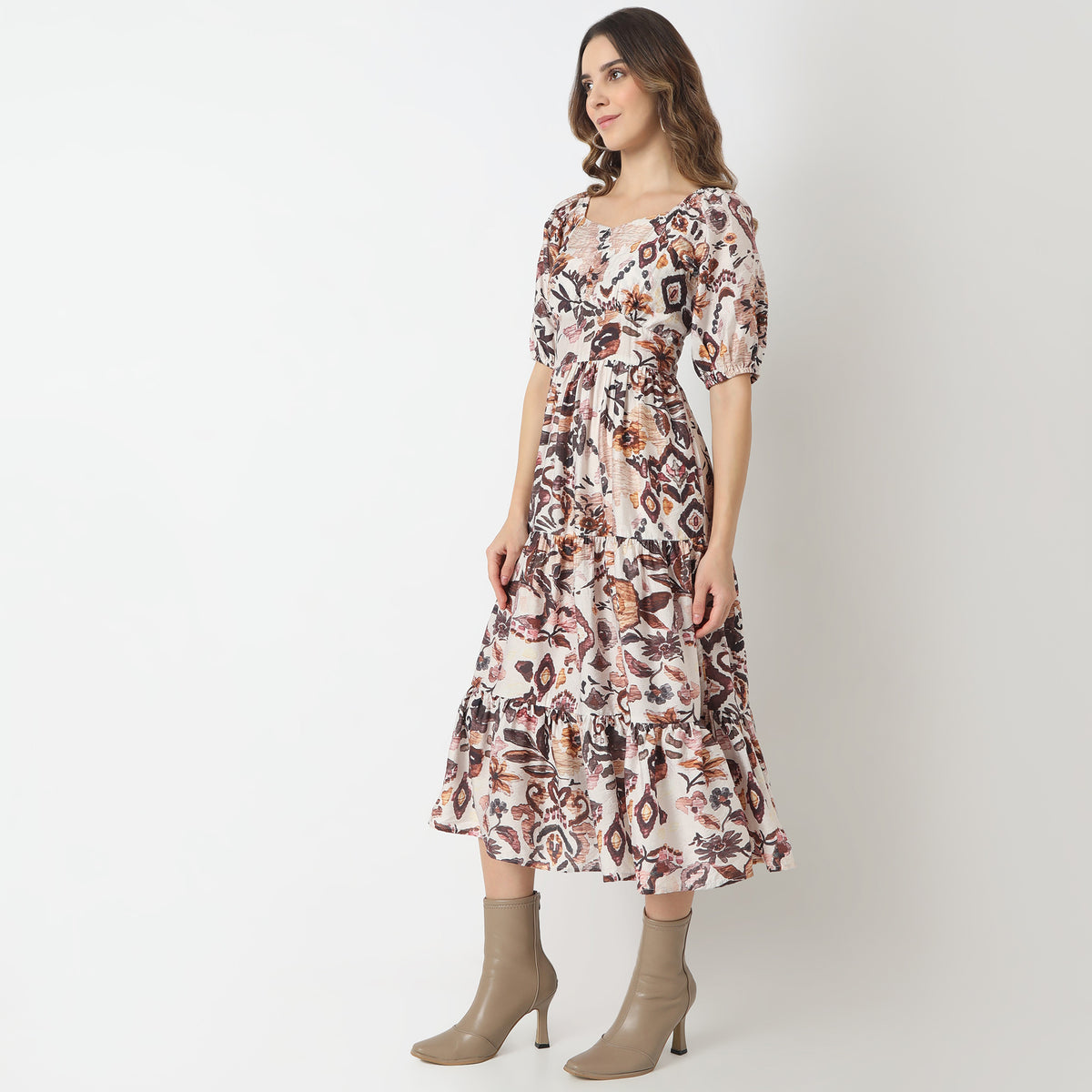 Regular Fit Printed Sweatheart Neck Dress