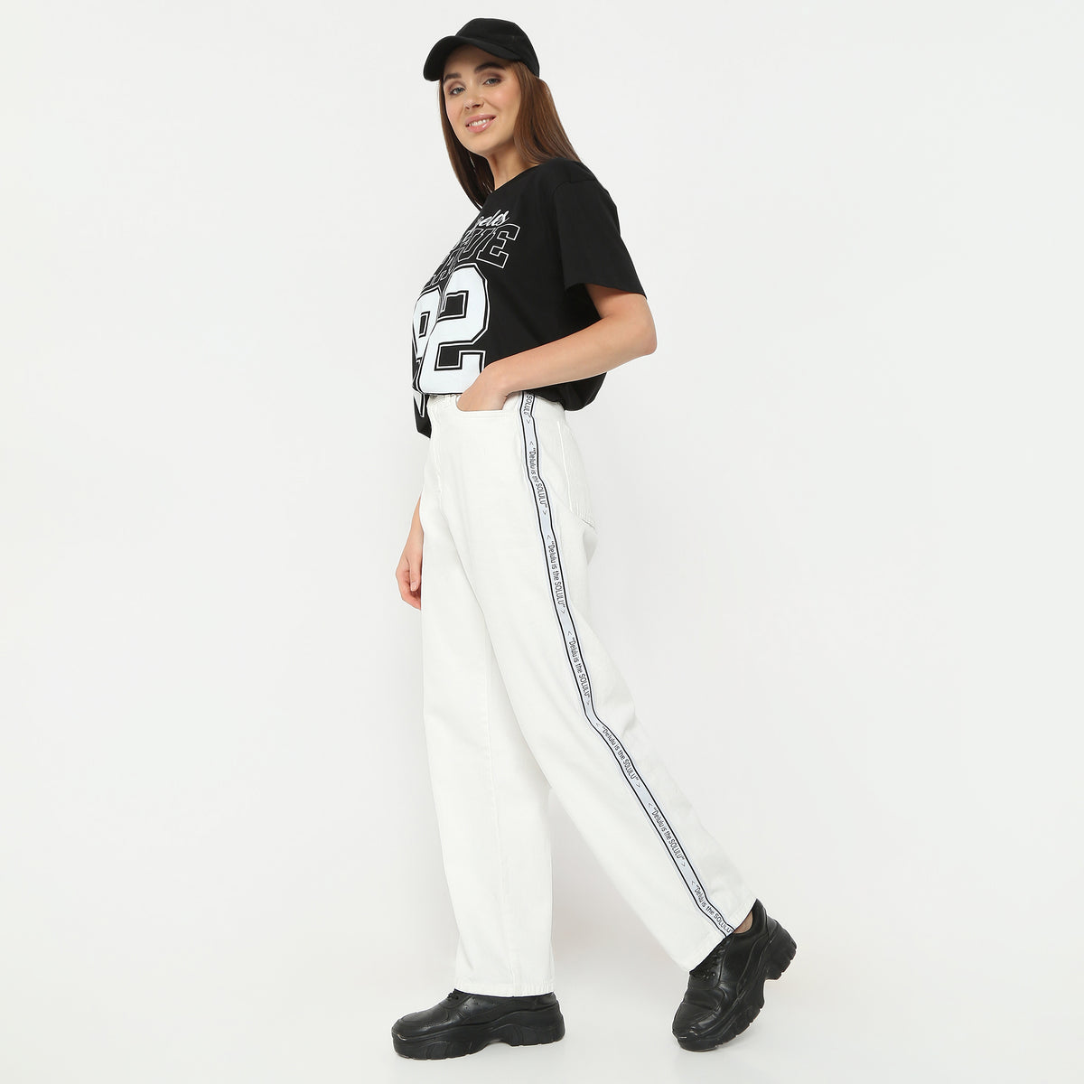 Straight Fit Solid Full Length High Rise Jeans