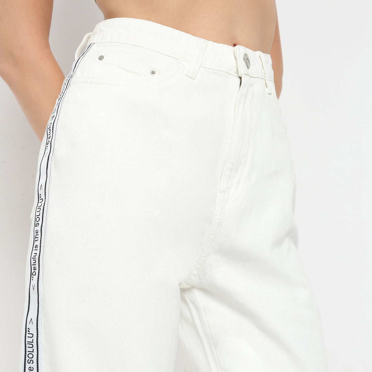 Straight Fit Solid Full Length High Rise Jeans