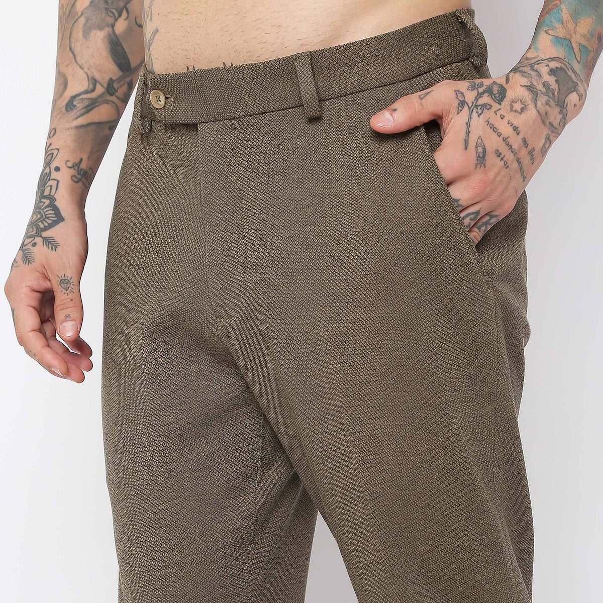 Slim Fit Solid Mid Rise Trousers