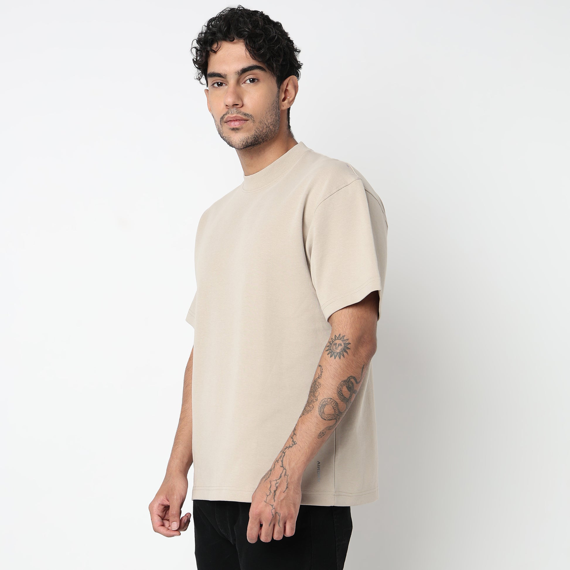 Airess Oversize Solid T-Shirt