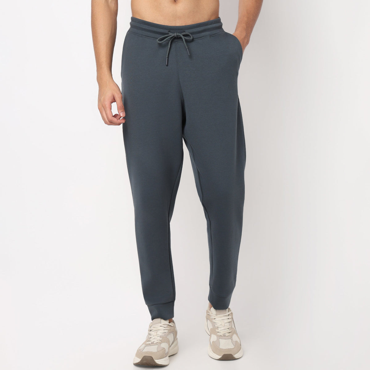 Regular Fit Solid Mid Rise Trackpants