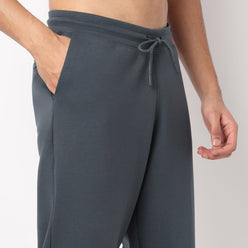 Regular Fit Solid Mid Rise Trackpants