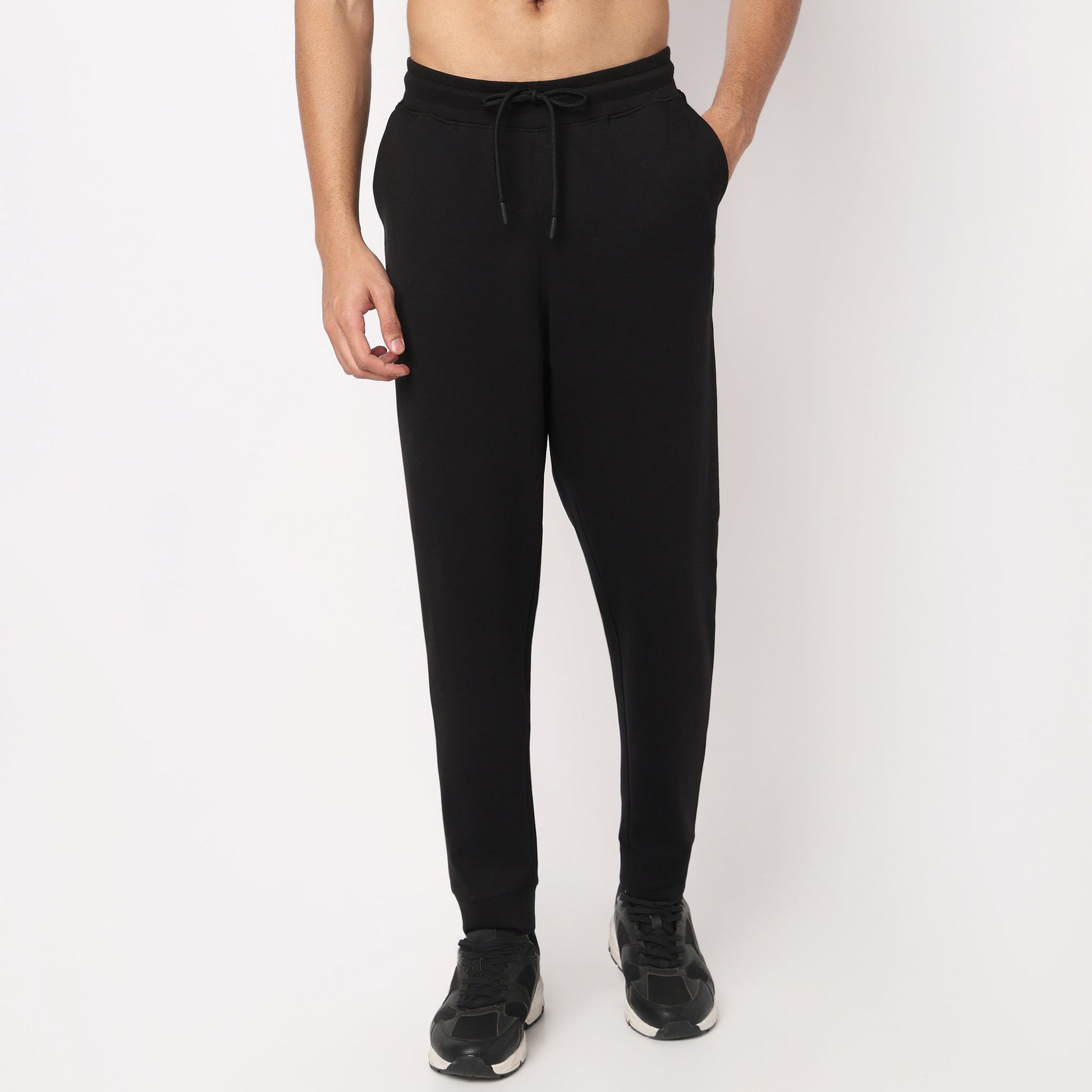 Regular Fit Solid Mid Rise Trackpants