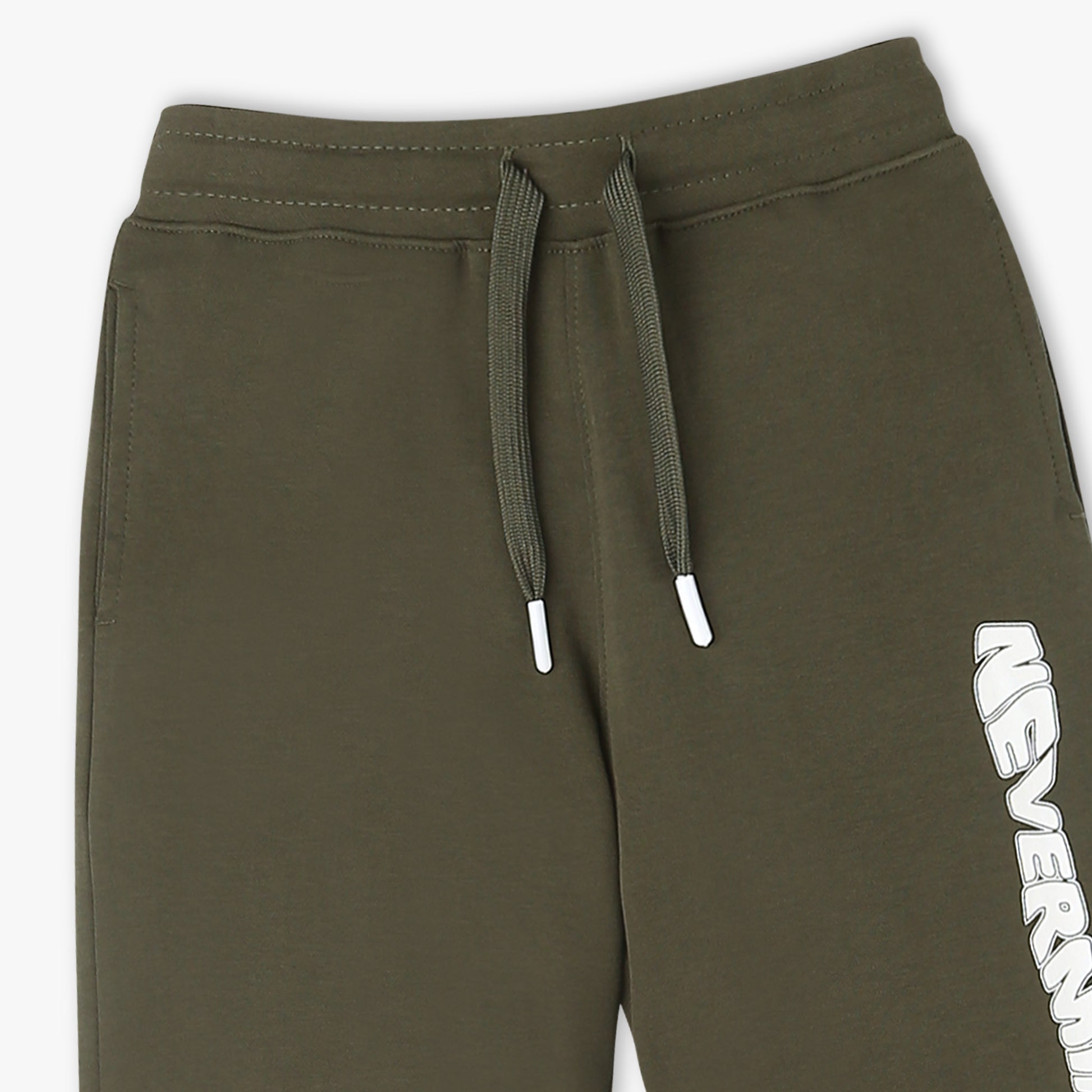 Boys Regular Fit Solid Mid Rise Trackpants