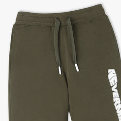 Boys Regular Fit Solid Mid Rise Trackpants