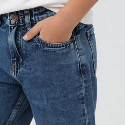 Boys Loose Fit Jeans