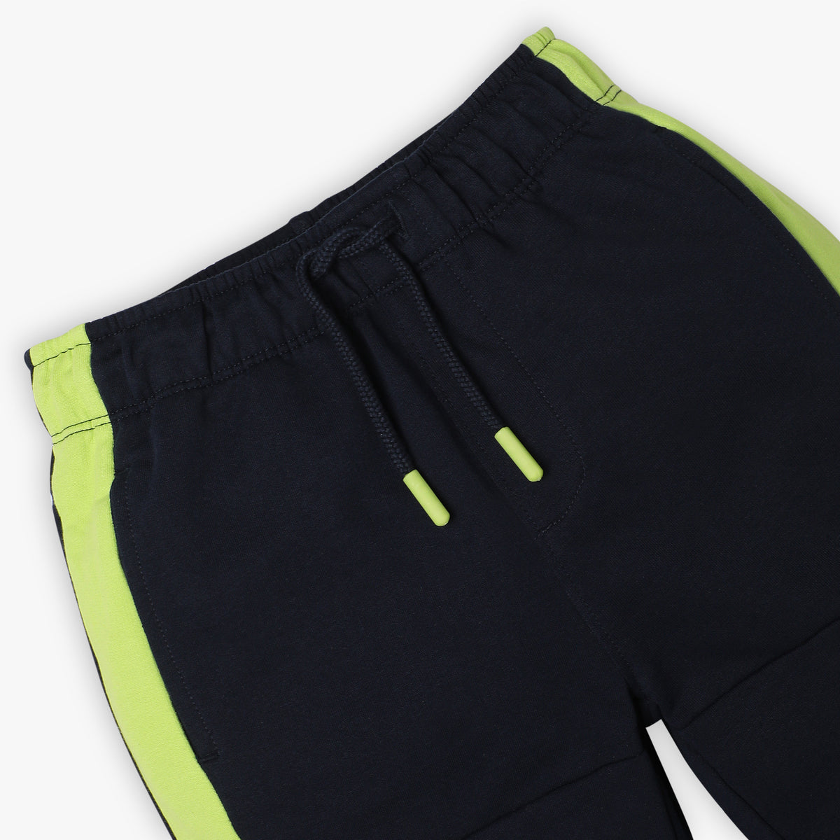 Boys Oversize Knee Length Solid Shorts