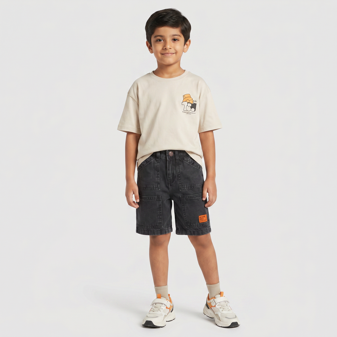 Boys Cotton Solid Mid Rise Shorts