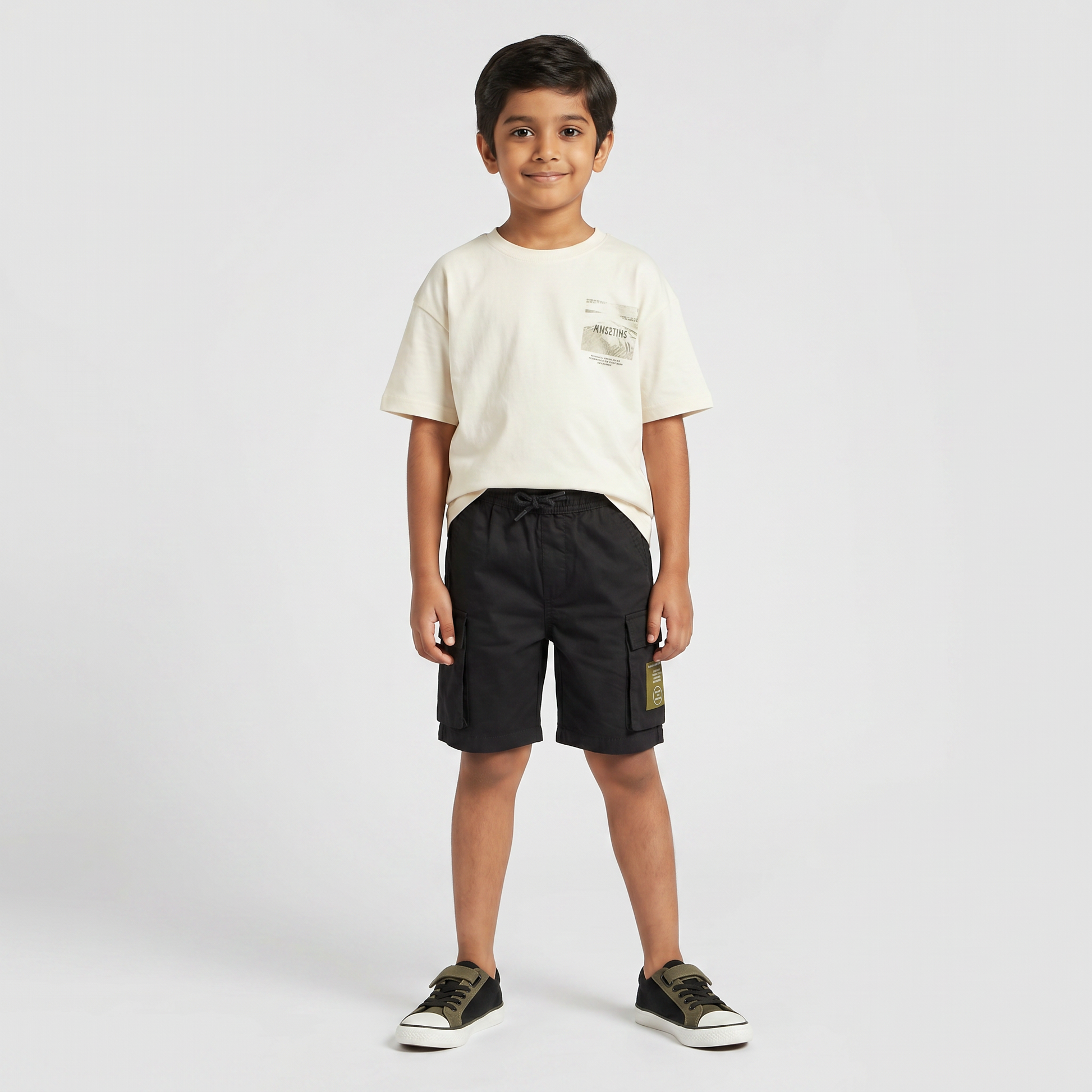 Boys Cotton Solid Mid Rise Shorts