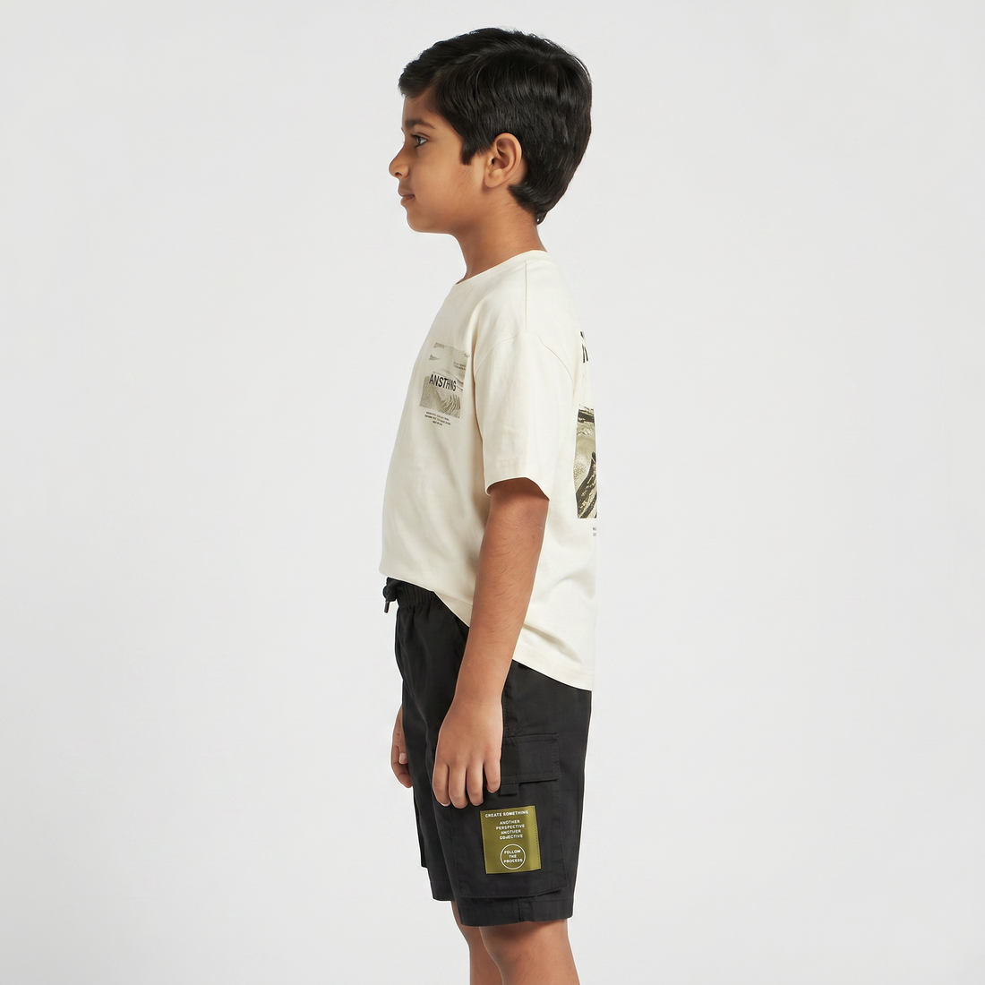 Boys Cotton Solid Mid Rise Shorts
