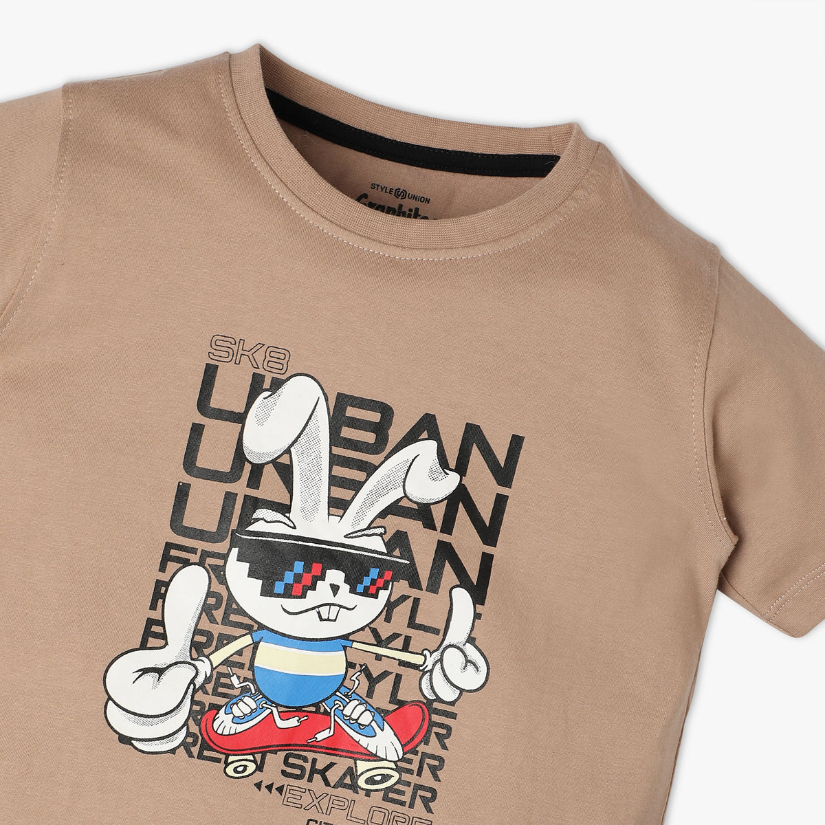 Boys Regular Fit Crew Neck Graphic T-Shirt