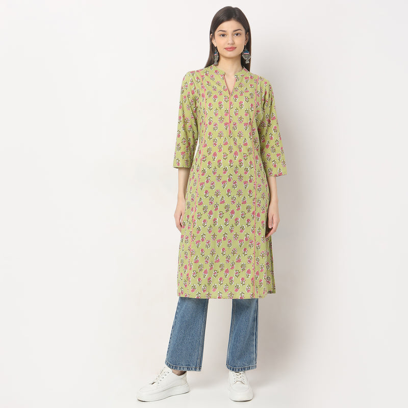 Straight Fit Printed Kurta