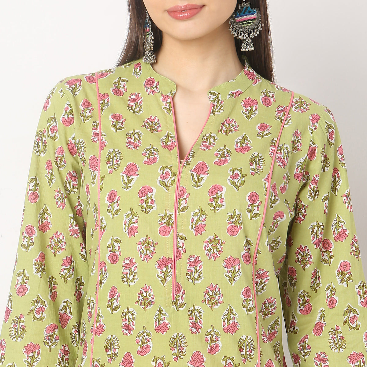 Straight Fit Printed Kurta