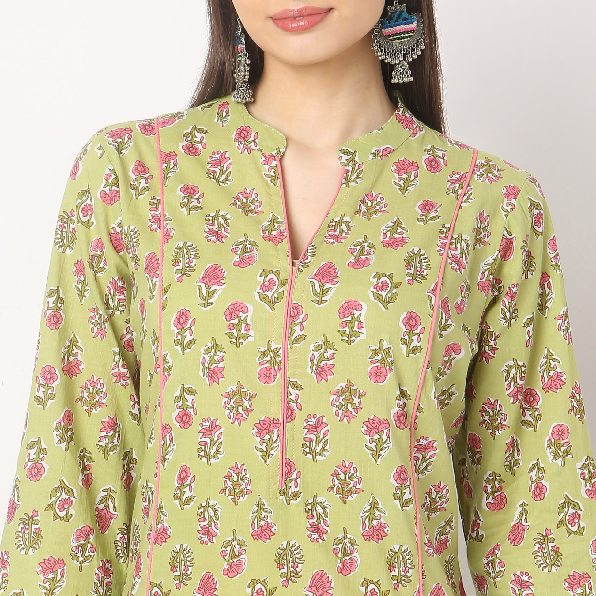 Straight Fit Printed Kurta
