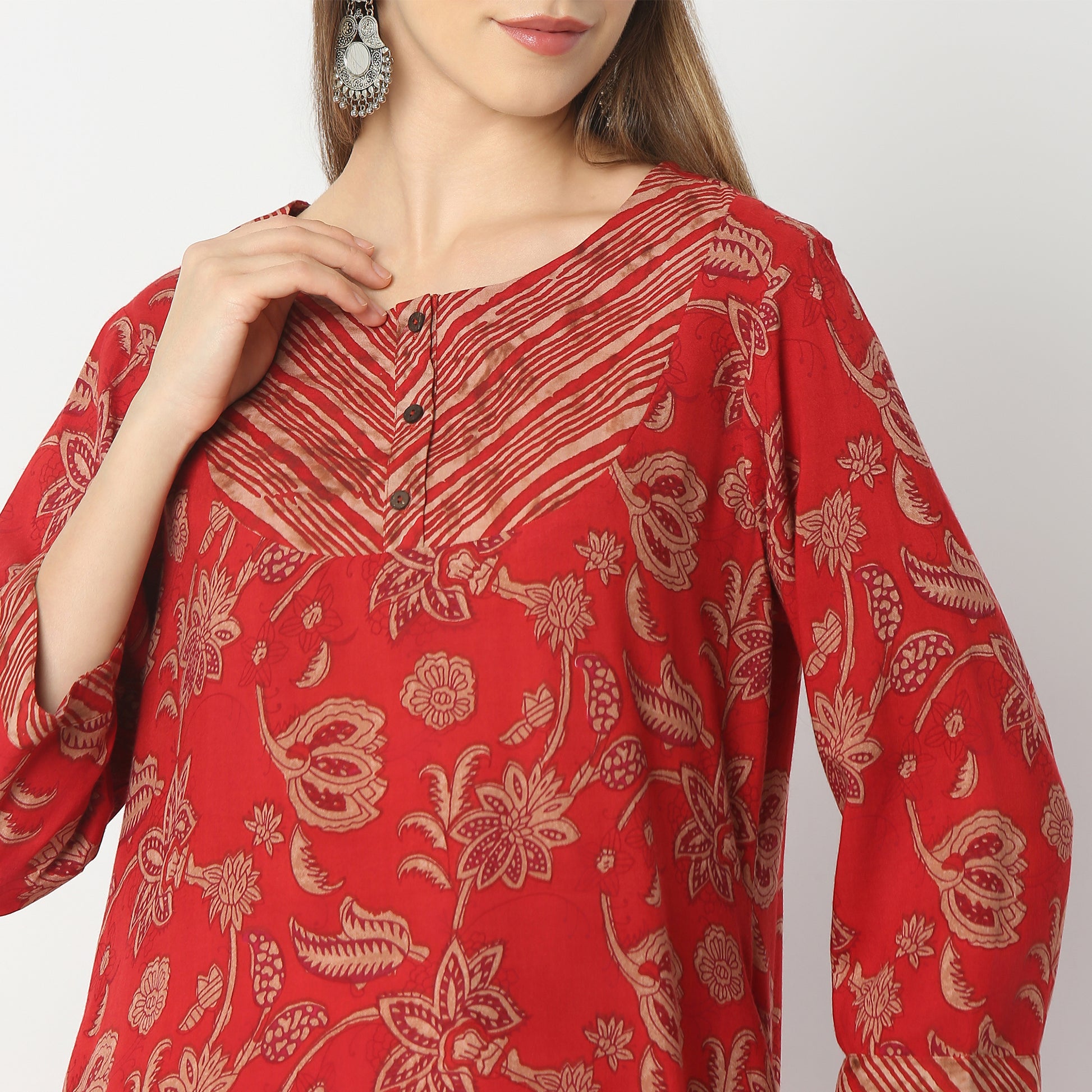 Straight Fit Printed Kurta