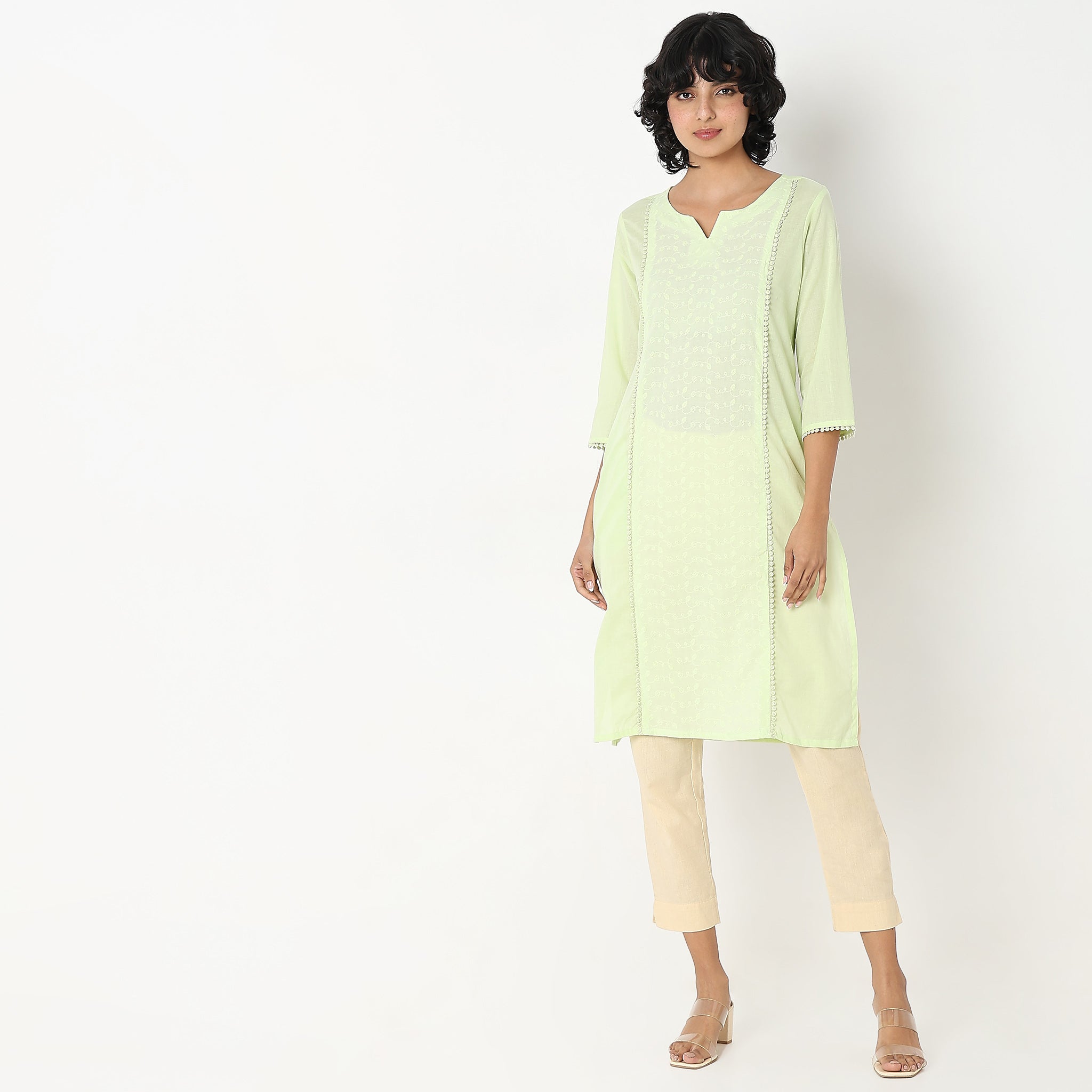 Straight Fit Embroidered Kurta