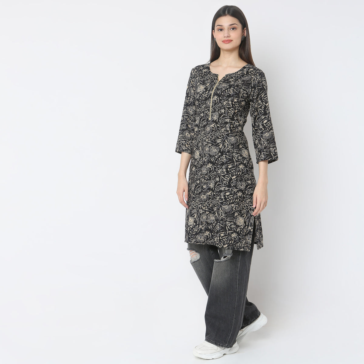 Straight Fit Floral Kurta