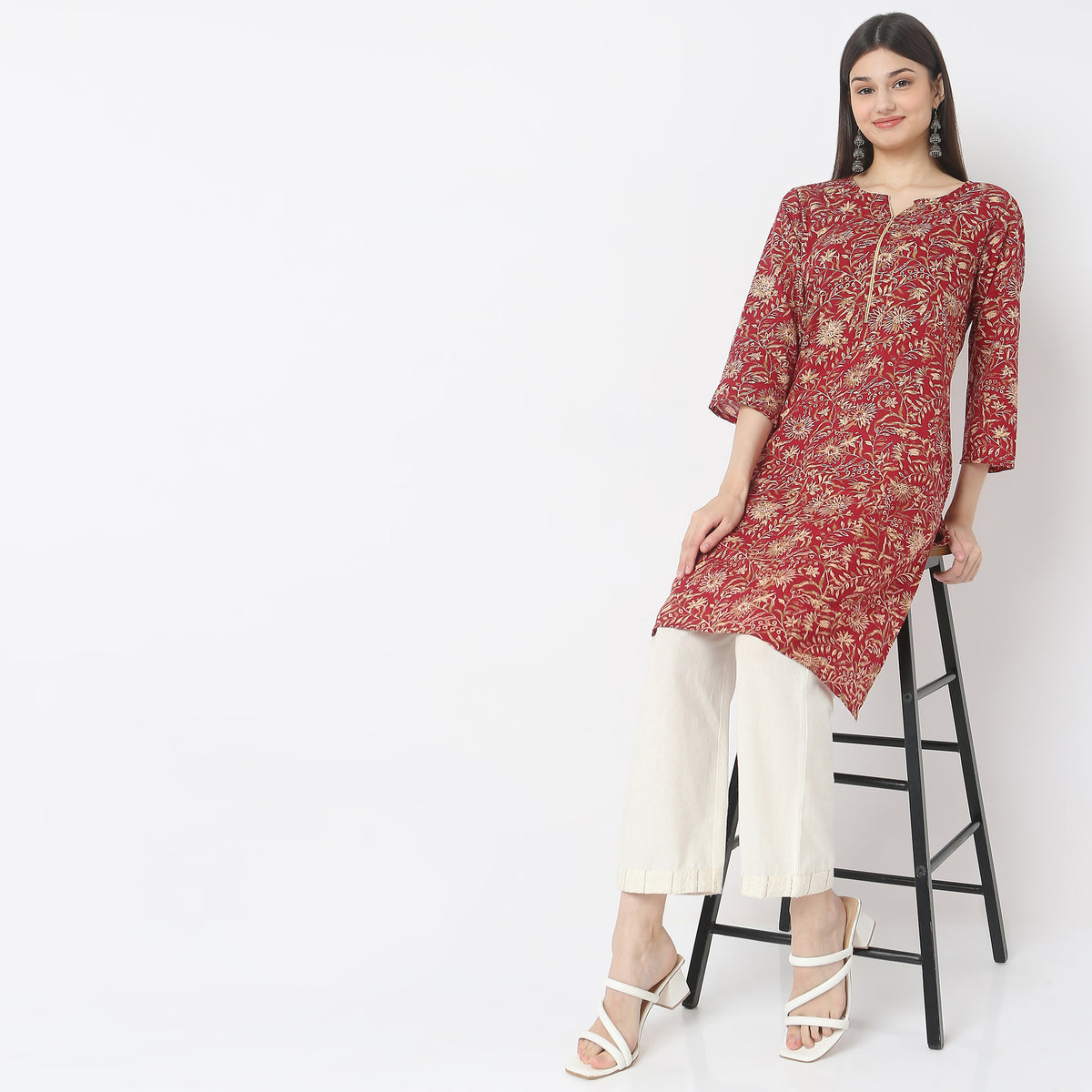 Straight Fit Floral Kurta