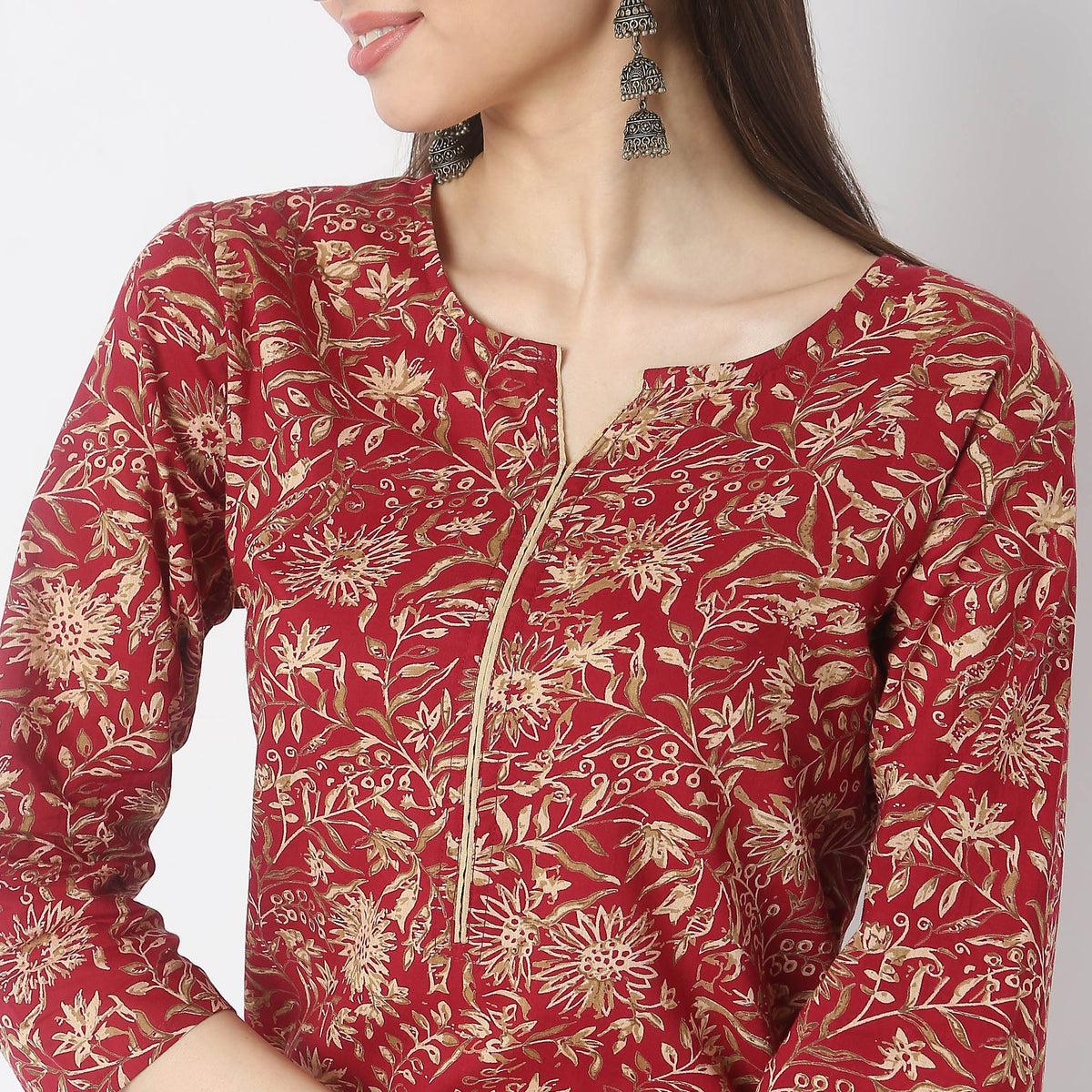 Straight Fit Floral Kurta