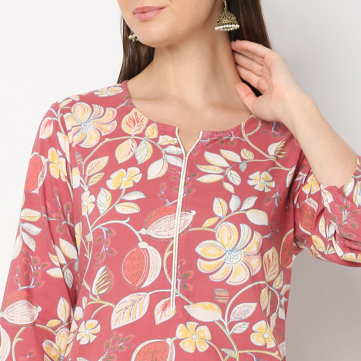 Straight Fit Floral Kurta