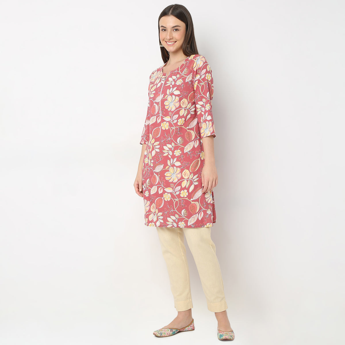 Straight Fit Floral Kurta