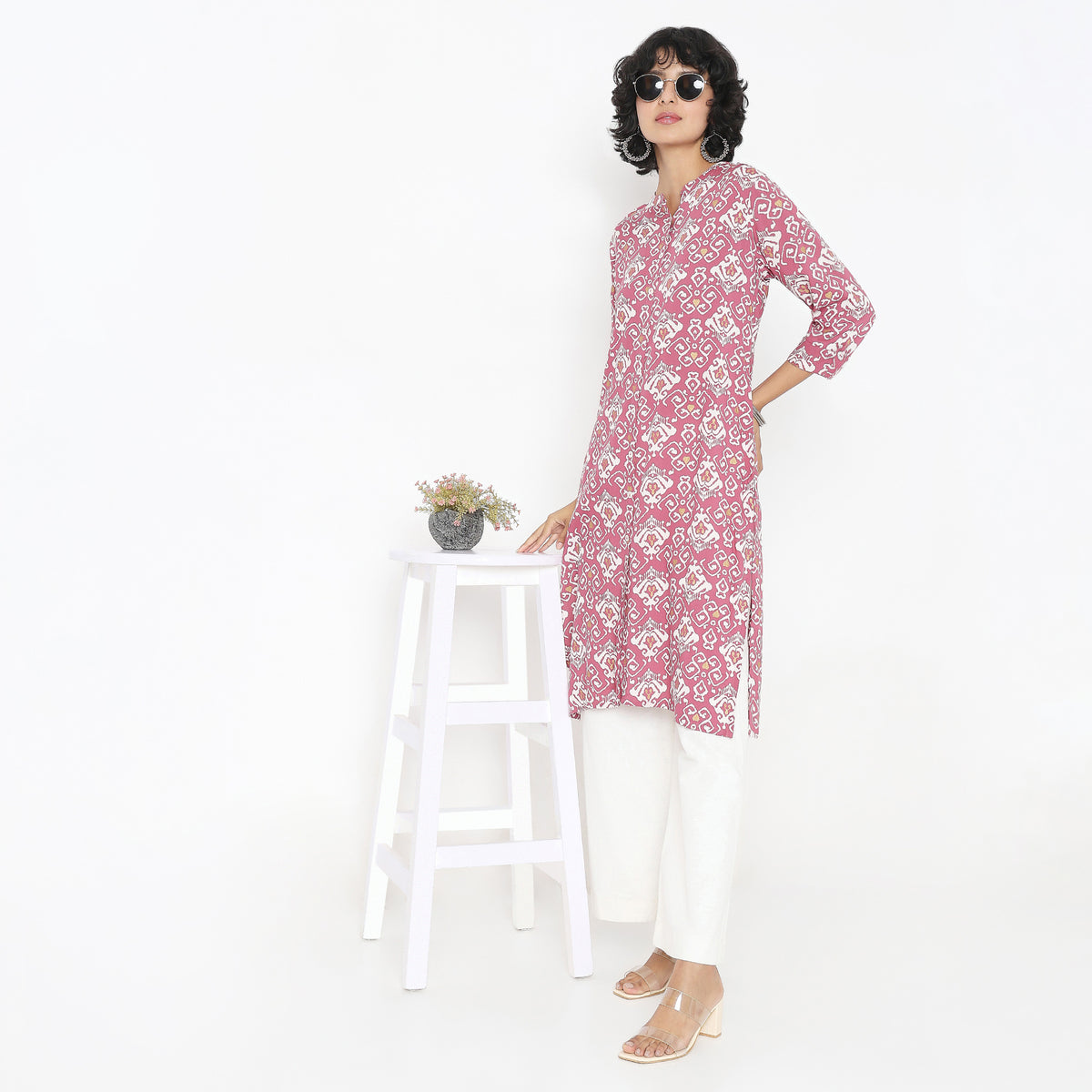 Straight Fit Printed Kurta