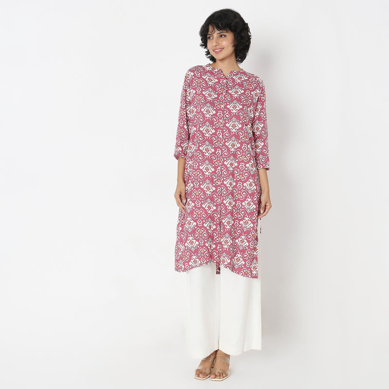 Straight Fit Printed Kurta