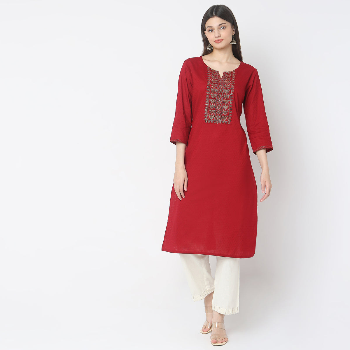 Straight Fit Embellished Kurta