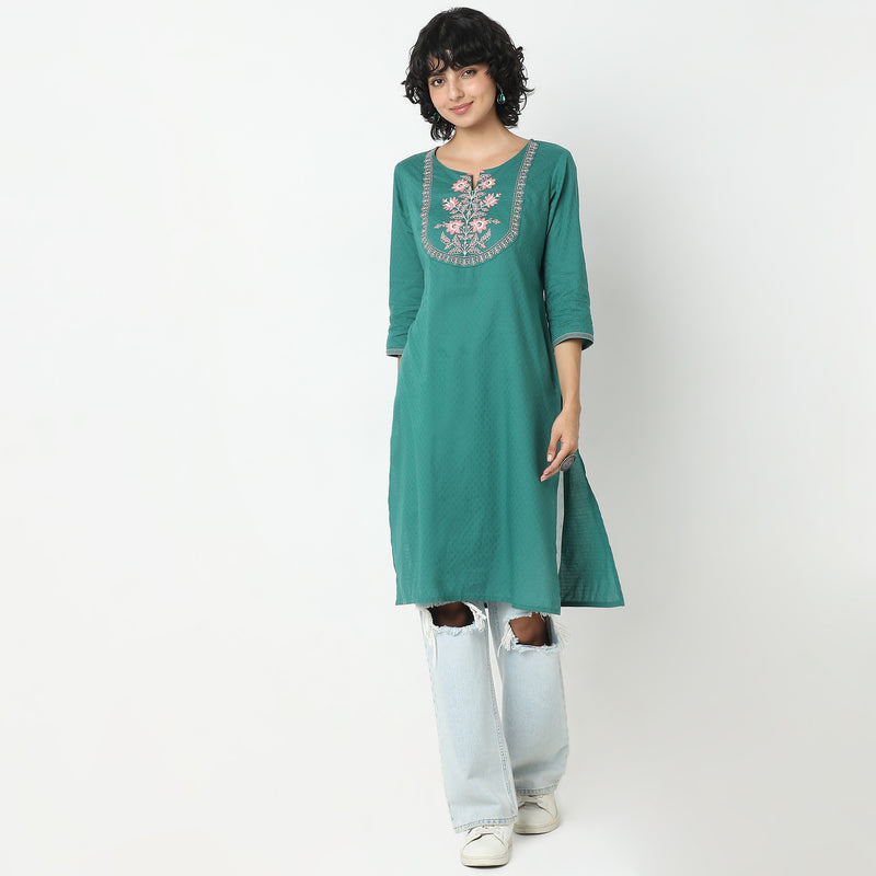 Straight Fit Solid Kurta